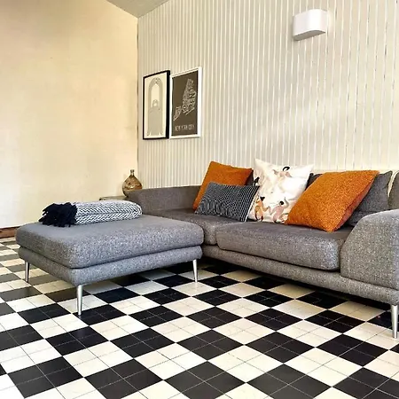 Stylish One Bedroom Apartment In A Lovely Village Saint-Vincent-Rive-dʼOlt Esterno foto